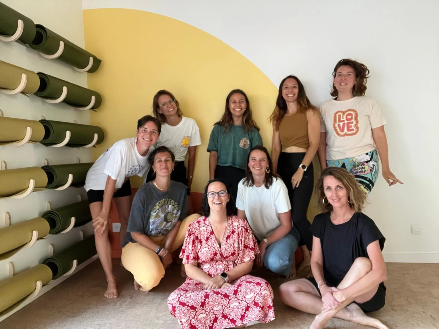 Équipe du Studio BON jour à Lille — Bo-DONG fait partie de ses partenaires pour le yoga, la respiration et les voyages sonores.