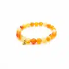 Bracelet Cornaline Bo-DONG Signature sur fond blanc – pierre d’ancrage, énergie et créativité