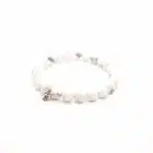 Bracelet Howlite Bo-DONG Signature sur fond blanc – pierre d’apaisement, patience et recentrage